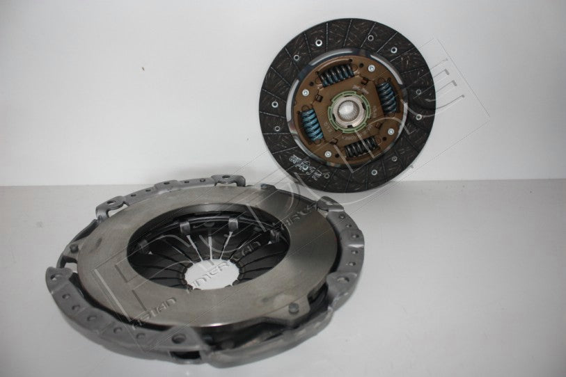 KIT FRIZIONE SENZA CUSCINETTO  AUTO (F15) 2013 -2019